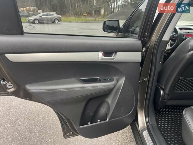 Коричневый Киа Соренто, объемом двигателя 2.2 л и пробегом 258 тыс. км за 13300 $, фото 65 на Automoto.ua