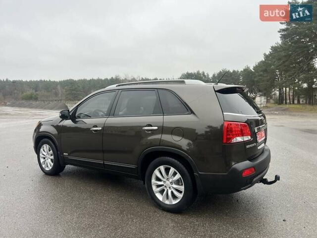 Коричневый Киа Соренто, объемом двигателя 2.2 л и пробегом 258 тыс. км за 13300 $, фото 4 на Automoto.ua