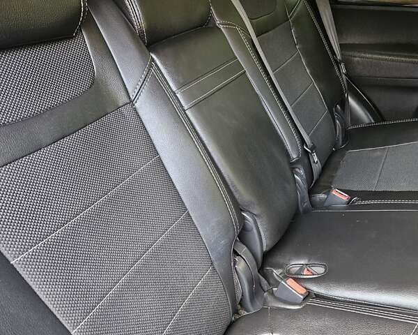 Коричневый Киа Соренто, объемом двигателя 2.4 л и пробегом 128 тыс. км за 11000 $, фото 9 на Automoto.ua