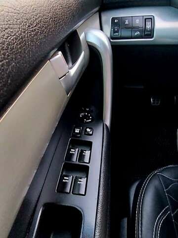 Коричневый Киа Соренто, объемом двигателя 2.2 л и пробегом 220 тыс. км за 11000 $, фото 8 на Automoto.ua