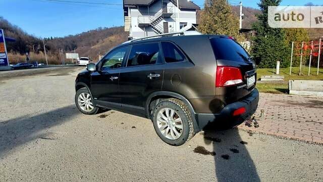 Коричневый Киа Соренто, объемом двигателя 2.2 л и пробегом 220 тыс. км за 11000 $, фото 2 на Automoto.ua