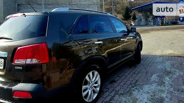 Коричневый Киа Соренто, объемом двигателя 2.2 л и пробегом 220 тыс. км за 11000 $, фото 4 на Automoto.ua