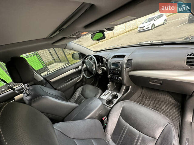 Коричневий Кіа Соренто, об'ємом двигуна 2.2 л та пробігом 225 тис. км за 14900 $, фото 8 на Automoto.ua