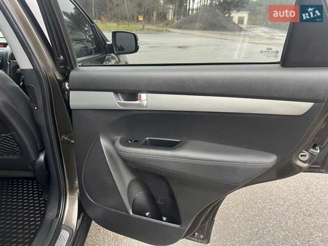 Коричневый Киа Соренто, объемом двигателя 2.2 л и пробегом 258 тыс. км за 13300 $, фото 58 на Automoto.ua