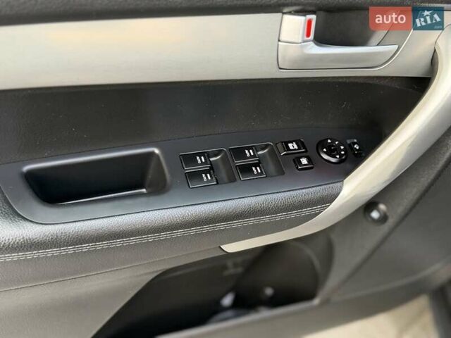 Коричневый Киа Соренто, объемом двигателя 2.2 л и пробегом 189 тыс. км за 15700 $, фото 43 на Automoto.ua