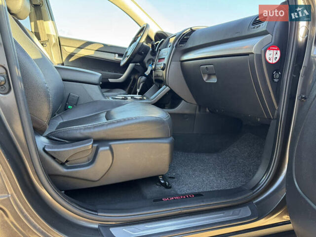 Коричневый Киа Соренто, объемом двигателя 2.2 л и пробегом 198 тыс. км за 13699 $, фото 32 на Automoto.ua