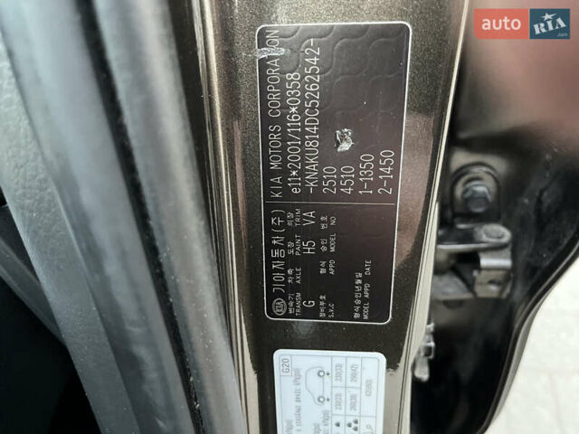 Коричневий Кіа Соренто, об'ємом двигуна 2.2 л та пробігом 226 тис. км за 14950 $, фото 63 на Automoto.ua