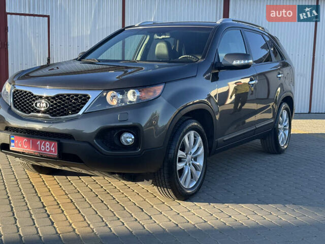 Коричневый Киа Соренто, объемом двигателя 2.2 л и пробегом 198 тыс. км за 13699 $, фото 1 на Automoto.ua