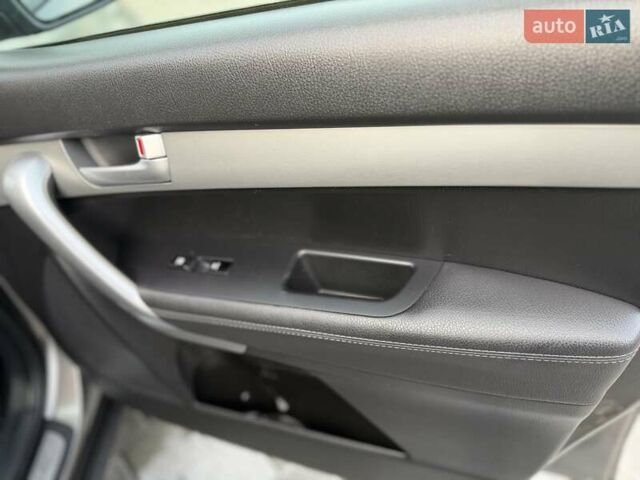 Коричневый Киа Соренто, объемом двигателя 2.2 л и пробегом 189 тыс. км за 15700 $, фото 31 на Automoto.ua