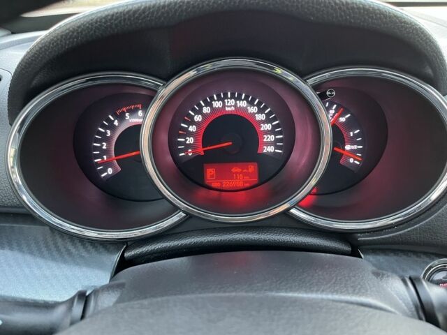 Коричневий Кіа Соренто, об'ємом двигуна 2.2 л та пробігом 226 тис. км за 14950 $, фото 19 на Automoto.ua