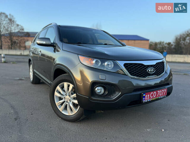 Коричневый Киа Соренто, объемом двигателя 2 л и пробегом 155 тыс. км за 12777 $, фото 2 на Automoto.ua