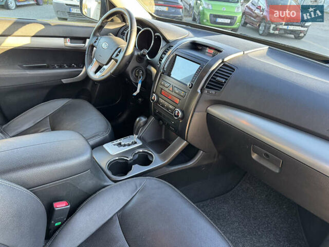 Коричневый Киа Соренто, объемом двигателя 2.2 л и пробегом 198 тыс. км за 13699 $, фото 31 на Automoto.ua