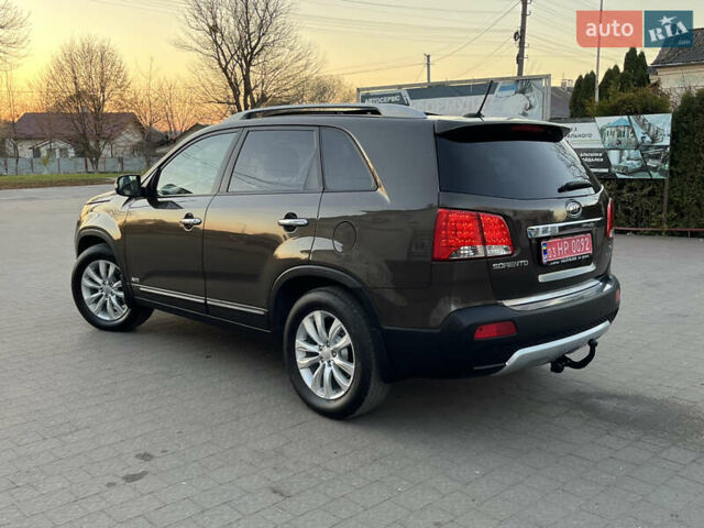 Коричневий Кіа Соренто, об'ємом двигуна 2.2 л та пробігом 226 тис. км за 14950 $, фото 23 на Automoto.ua