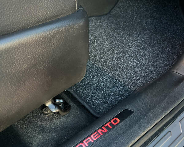 Коричневый Киа Соренто, объемом двигателя 2 л и пробегом 155 тыс. км за 12777 $, фото 32 на Automoto.ua