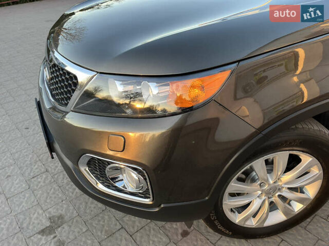 Коричневий Кіа Соренто, об'ємом двигуна 2.2 л та пробігом 226 тис. км за 14950 $, фото 73 на Automoto.ua