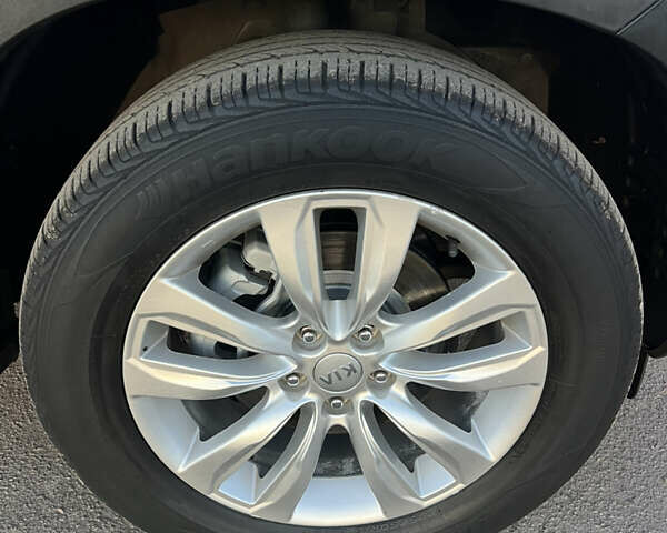 Коричневый Киа Соренто, объемом двигателя 2 л и пробегом 155 тыс. км за 12777 $, фото 65 на Automoto.ua