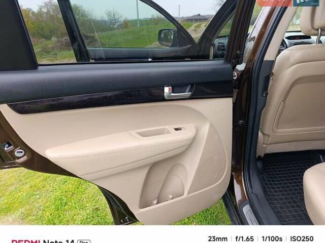 Коричневый Киа Соренто, объемом двигателя 2.2 л и пробегом 232 тыс. км за 18500 $, фото 2 на Automoto.ua