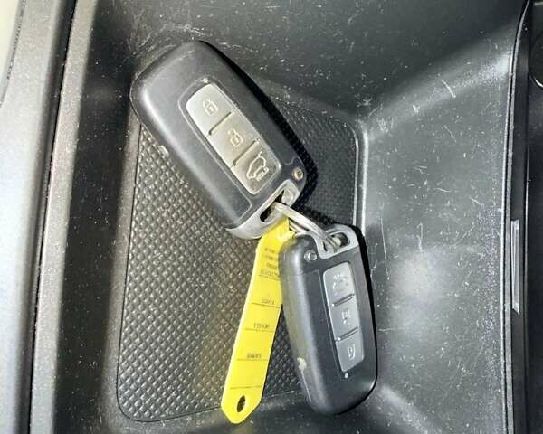 Коричневый Киа Соренто, объемом двигателя 2.2 л и пробегом 189 тыс. км за 15700 $, фото 65 на Automoto.ua