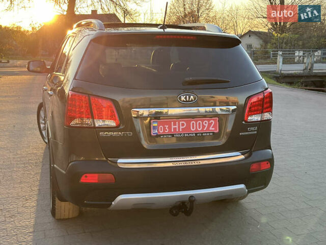 Коричневий Кіа Соренто, об'ємом двигуна 2.2 л та пробігом 226 тис. км за 14950 $, фото 75 на Automoto.ua