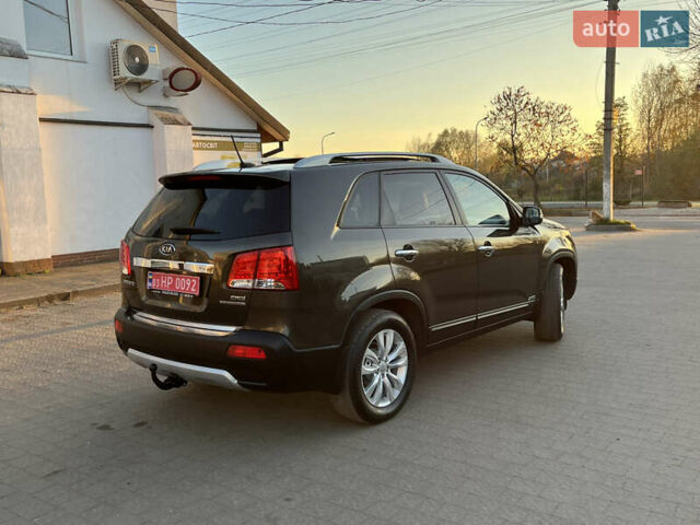 Коричневий Кіа Соренто, об'ємом двигуна 2.2 л та пробігом 226 тис. км за 14950 $, фото 77 на Automoto.ua