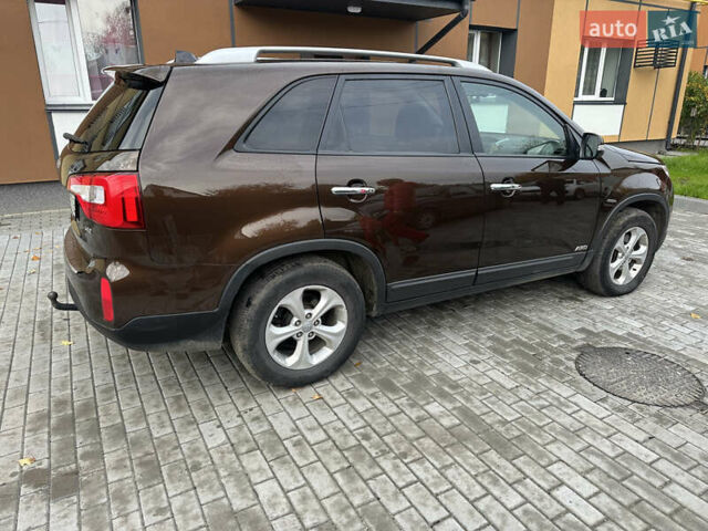 Киа Соренто 2012 в Бородянке на Automoto.ua Коричневый Киа Соренто, объемом двигателя 2.2 л и пробегом 285 тыс. км за 14000 $, фото 4 на Automoto.ua