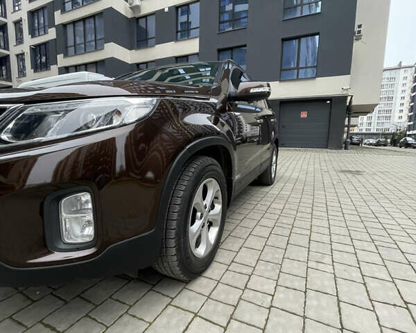 Коричневий Кіа Соренто, об'ємом двигуна 2.2 л та пробігом 230 тис. км за 16000 $, фото 12 на Automoto.ua
