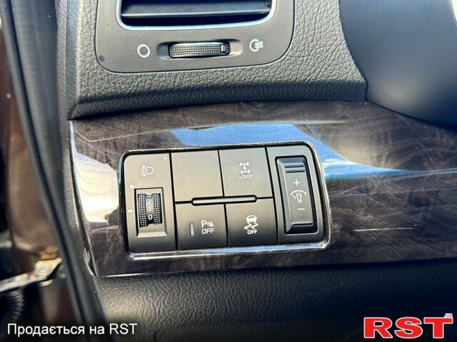 Коричневый Киа Соренто, объемом двигателя 2.2 л и пробегом 212 тыс. км за 15500 $, фото 10 на Automoto.ua