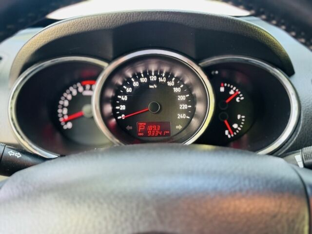 Коричневый Киа Соренто, объемом двигателя 2.4 л и пробегом 93 тыс. км за 12800 $, фото 9 на Automoto.ua