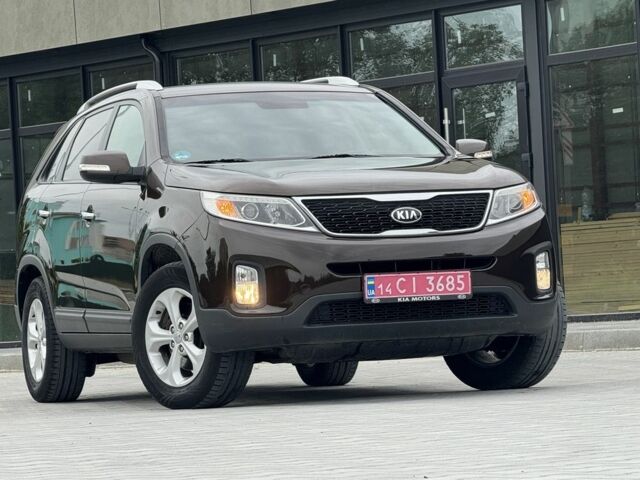 Коричневий Кіа Соренто, об'ємом двигуна 2.2 л та пробігом 200 тис. км за 15900 $, фото 3 на Automoto.ua