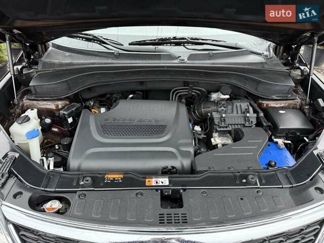 Коричневий Кіа Соренто, об'ємом двигуна 2.2 л та пробігом 91 тис. км за 18700 $, фото 59 на Automoto.ua