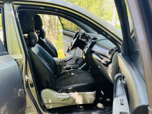 Коричневый Киа Соренто, объемом двигателя 2.4 л и пробегом 93 тыс. км за 12800 $, фото 11 на Automoto.ua