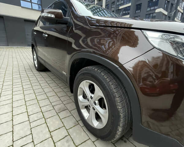 Коричневий Кіа Соренто, об'ємом двигуна 2.2 л та пробігом 230 тис. км за 16000 $, фото 18 на Automoto.ua