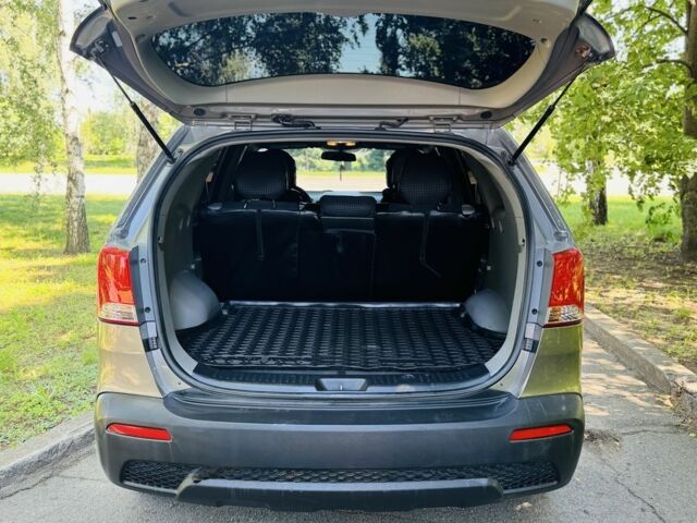 Коричневый Киа Соренто, объемом двигателя 2.4 л и пробегом 93 тыс. км за 12800 $, фото 7 на Automoto.ua