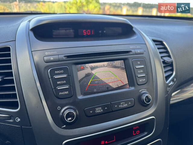 Коричневый Киа Соренто, объемом двигателя 2.2 л и пробегом 212 тыс. км за 15500 $, фото 7 на Automoto.ua