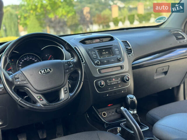 Коричневый Киа Соренто, объемом двигателя 2.2 л и пробегом 212 тыс. км за 15500 $, фото 26 на Automoto.ua