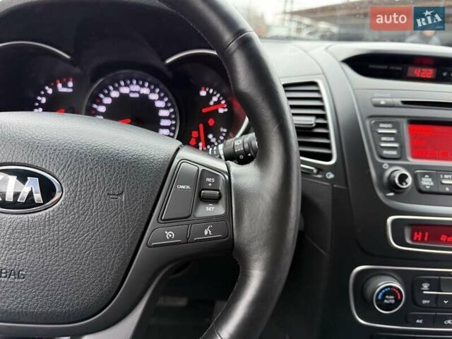 Коричневий Кіа Соренто, об'ємом двигуна 2.2 л та пробігом 91 тис. км за 18700 $, фото 41 на Automoto.ua