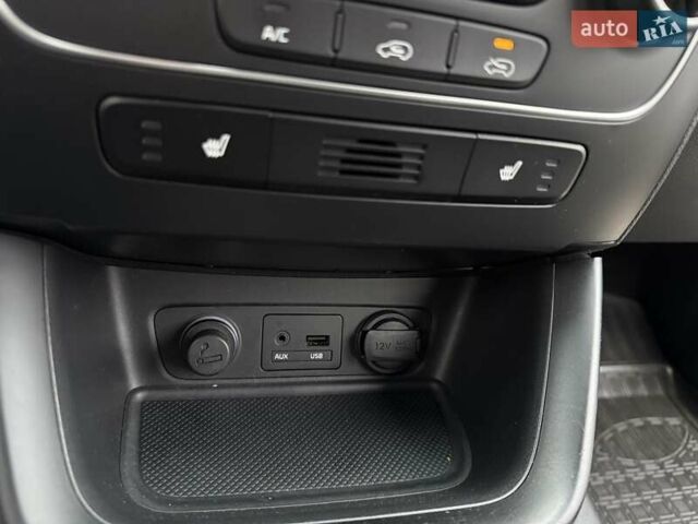 Коричневий Кіа Соренто, об'ємом двигуна 2.2 л та пробігом 91 тис. км за 18700 $, фото 45 на Automoto.ua