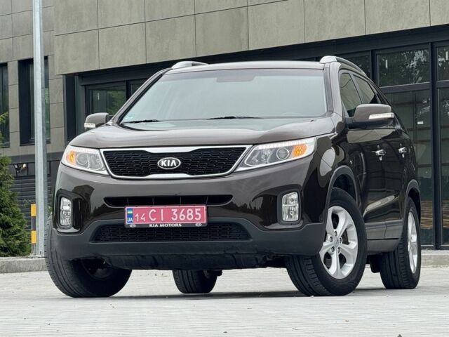 Коричневий Кіа Соренто, об'ємом двигуна 2.2 л та пробігом 200 тис. км за 15900 $, фото 4 на Automoto.ua
