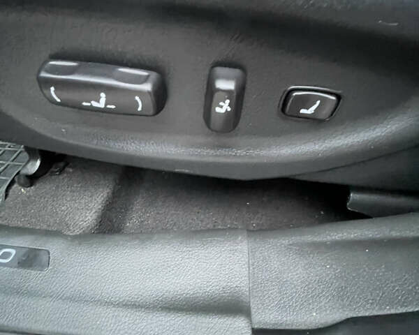 Коричневий Кіа Соренто, об'ємом двигуна 2.2 л та пробігом 230 тис. км за 16000 $, фото 23 на Automoto.ua