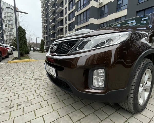 Коричневий Кіа Соренто, об'ємом двигуна 2.2 л та пробігом 230 тис. км за 16000 $, фото 11 на Automoto.ua