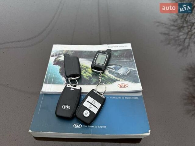 Коричневий Кіа Соренто, об'ємом двигуна 2.2 л та пробігом 91 тис. км за 18700 $, фото 60 на Automoto.ua