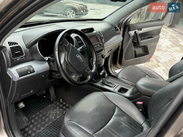 Коричневый Киа Соренто, объемом двигателя 2.2 л и пробегом 225 тыс. км за 17000 $, фото 18 на Automoto.ua