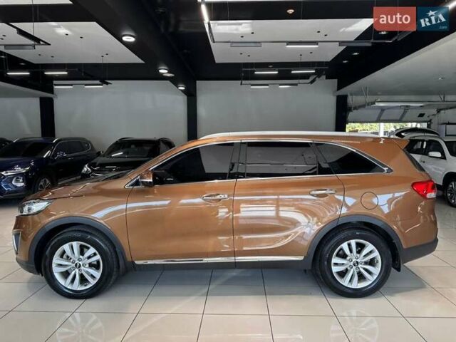 Коричневый Киа Соренто, объемом двигателя 2 л и пробегом 155 тыс. км за 19300 $, фото 6 на Automoto.ua