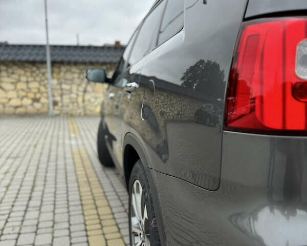 Коричневий Кіа Соренто, об'ємом двигуна 2.2 л та пробігом 245 тис. км за 18450 $, фото 25 на Automoto.ua