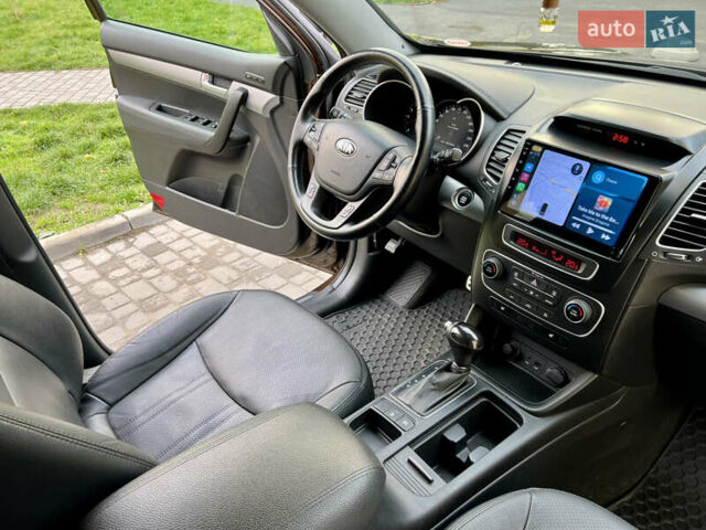 Киа Соренто 2014 в Виннице на Automoto.ua Коричневый Киа Соренто, объемом двигателя 2.2 л и пробегом 59 тыс. км за 21200 $, фото 9 на Automoto.ua