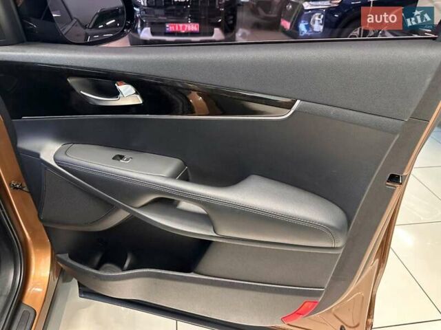 Коричневый Киа Соренто, объемом двигателя 2 л и пробегом 155 тыс. км за 19300 $, фото 21 на Automoto.ua