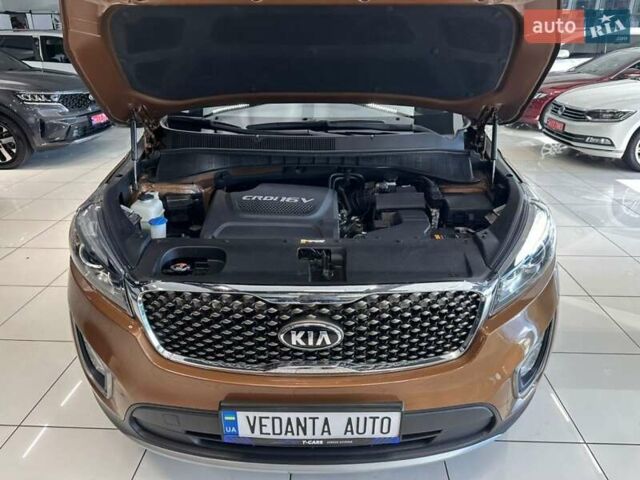 Коричневый Киа Соренто, объемом двигателя 2 л и пробегом 155 тыс. км за 19300 $, фото 9 на Automoto.ua