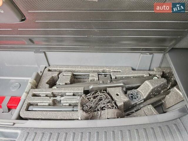 Коричневый Киа Соренто, объемом двигателя 2.2 л и пробегом 157 тыс. км за 23300 $, фото 68 на Automoto.ua