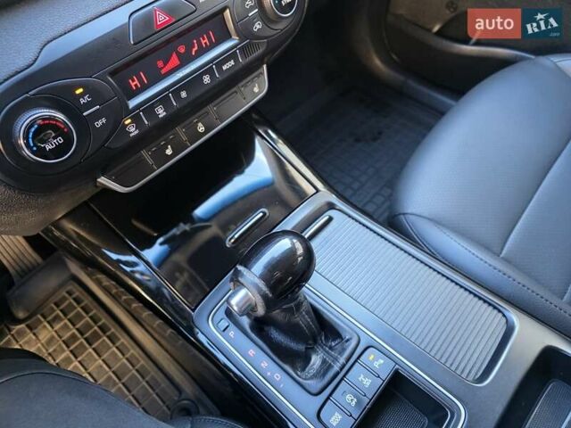 Коричневый Киа Соренто, объемом двигателя 2.2 л и пробегом 121 тыс. км за 18999 $, фото 40 на Automoto.ua