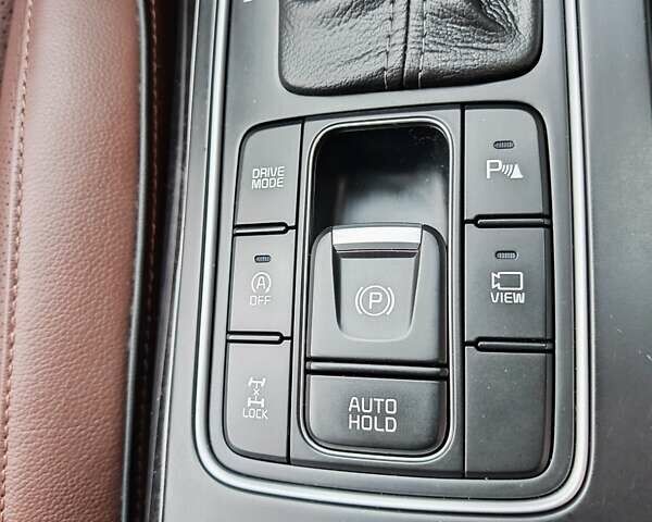 Коричневый Киа Соренто, объемом двигателя 2.2 л и пробегом 160 тыс. км за 21700 $, фото 51 на Automoto.ua